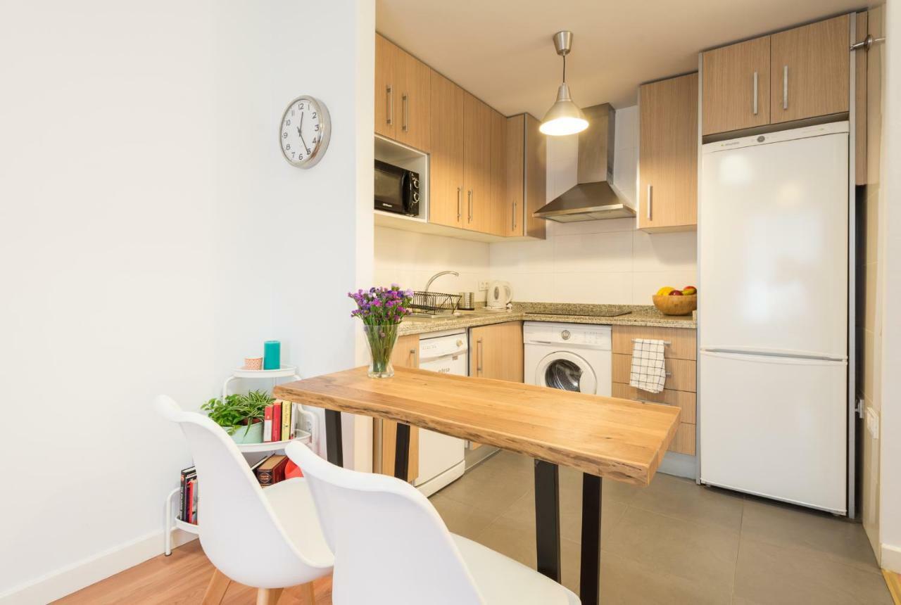 Homely Malaga Plaza Montano מראה חיצוני תמונה