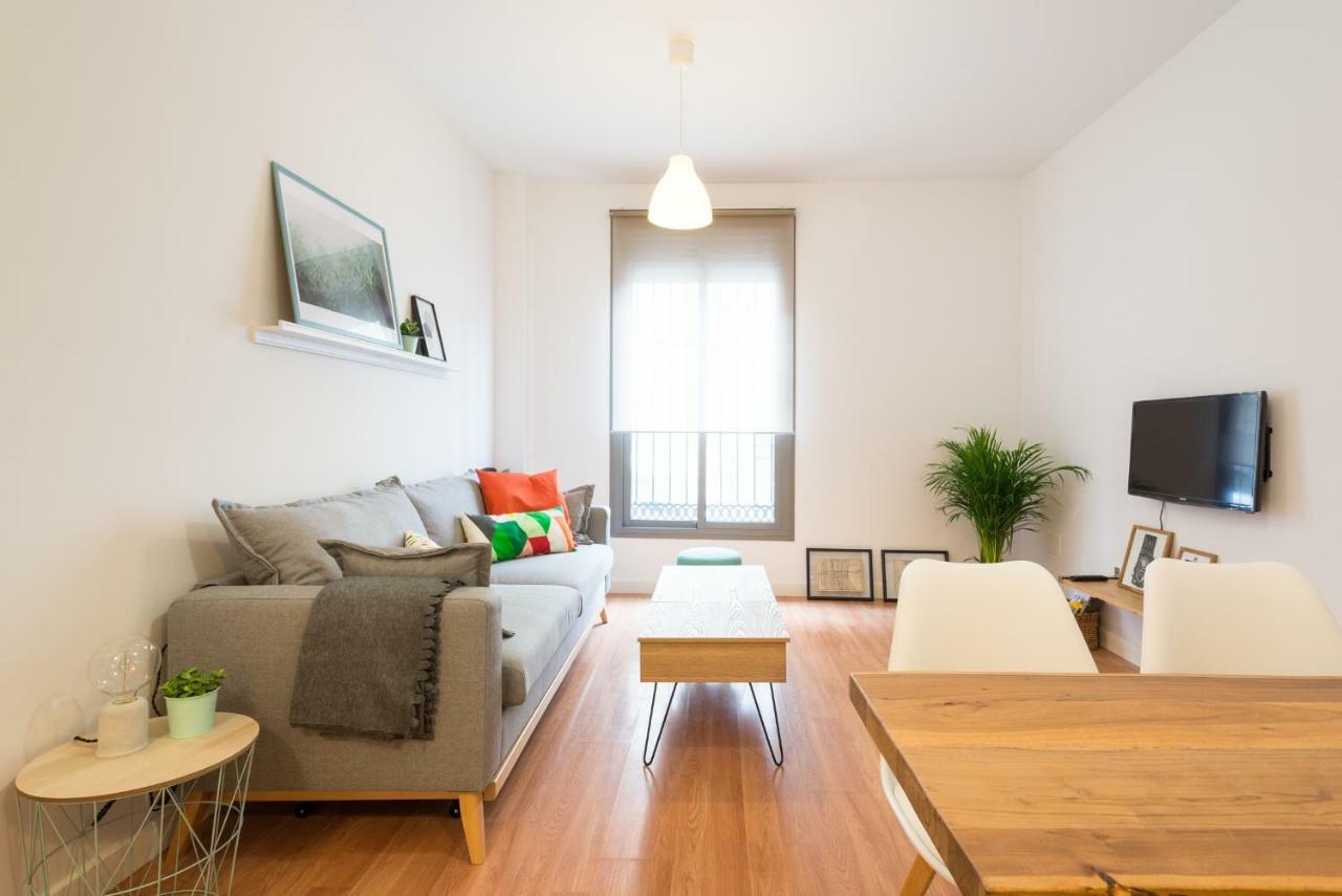 Homely Malaga Plaza Montano מראה חיצוני תמונה